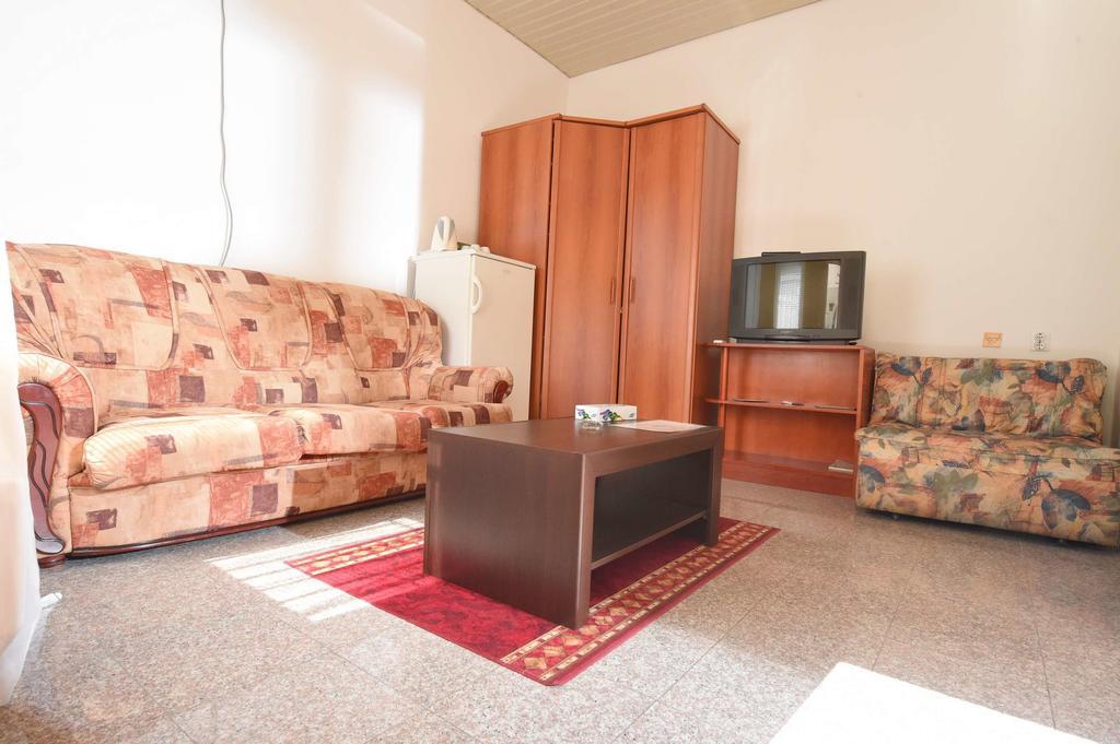 Apartment Inn Rooms Novi Sad Bilik gambar